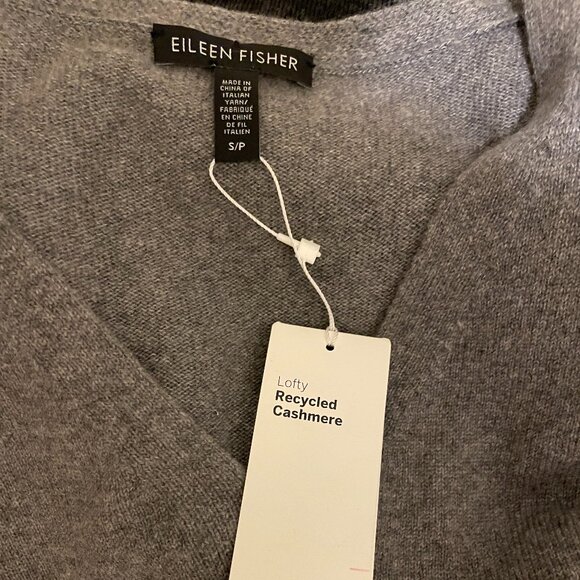 NWT New Eileen Fisher Cashmere Ash Gray V-Neck Tunic Sweater Size S/P - Picture 7 of 9